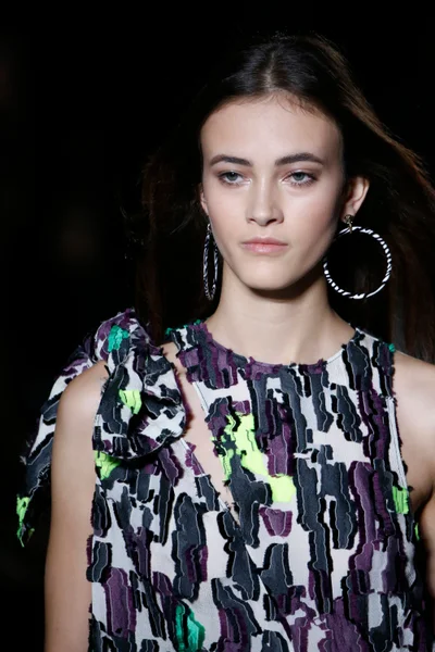 Look 104